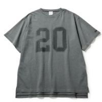 チャコールグレー