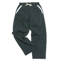 チャコールグレー