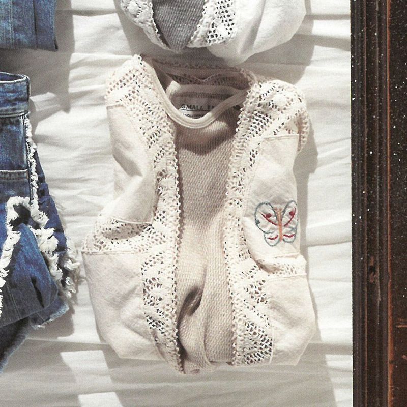 新品　gotohollywood レース切り替え刺繍ベスト　0102 新品 gotohollywood レース切り替え刺繍ベスト 0102