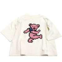 ピンク